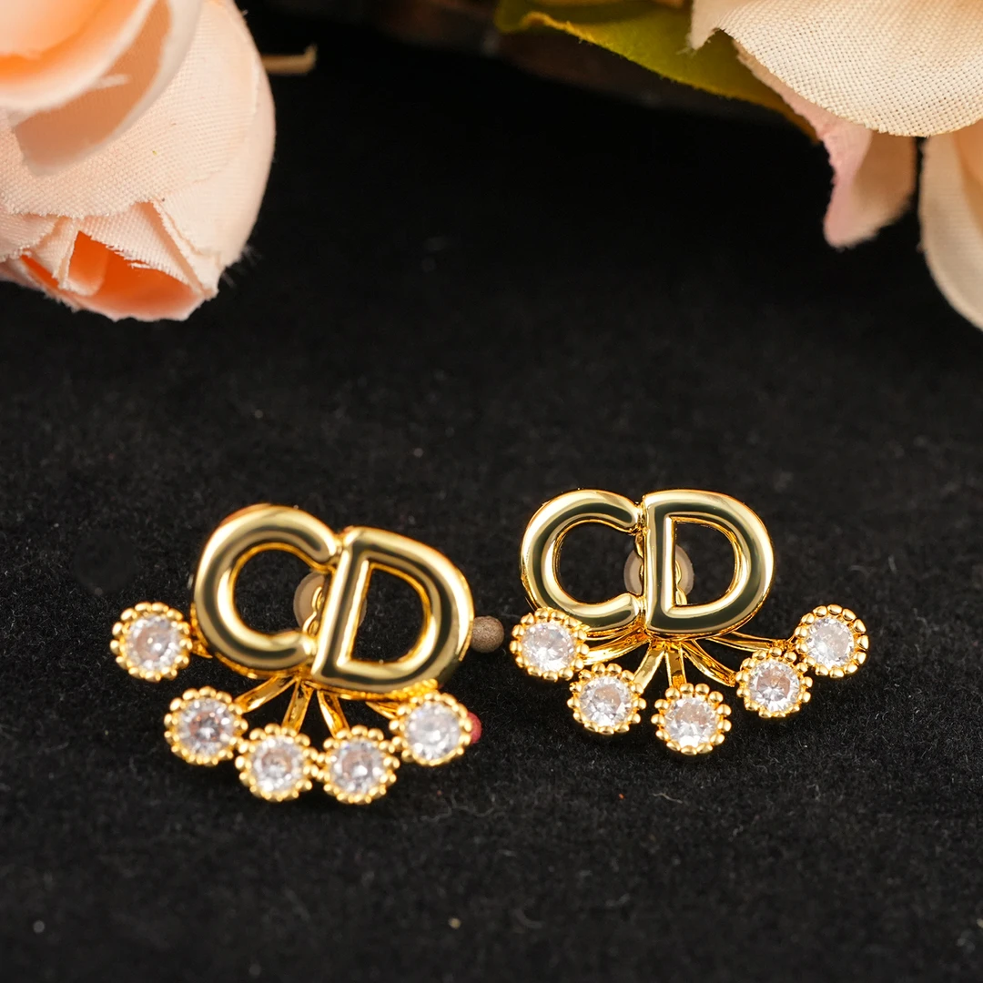 铜合金耳饰 LeLe 耳钉 金色满钻cd太阳花 1073