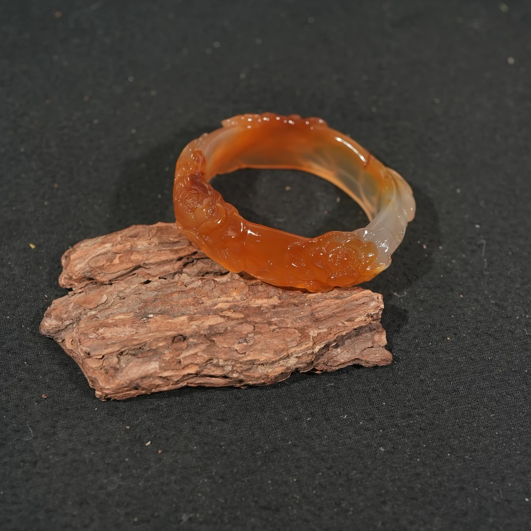 1.1香港王老板-玛瑙手镯1z66