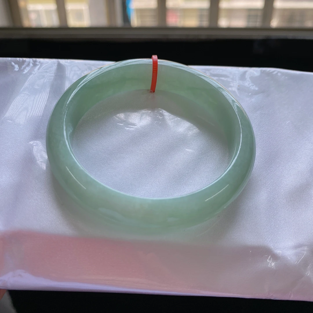 F293缅甸A货翡翠手镯水润浅绿正圈手镯53圈口