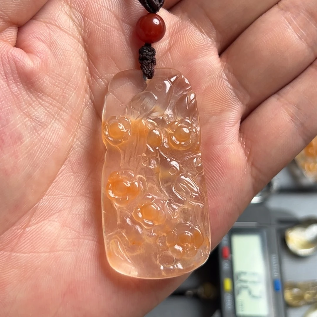 扬***d颈饰未镶嵌水晶6号