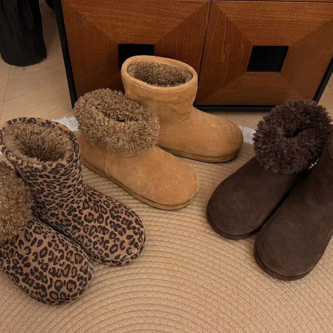 女鞋雪野寻豹2025冬季新款两穿短筒百搭平底增高小熊雪地靴