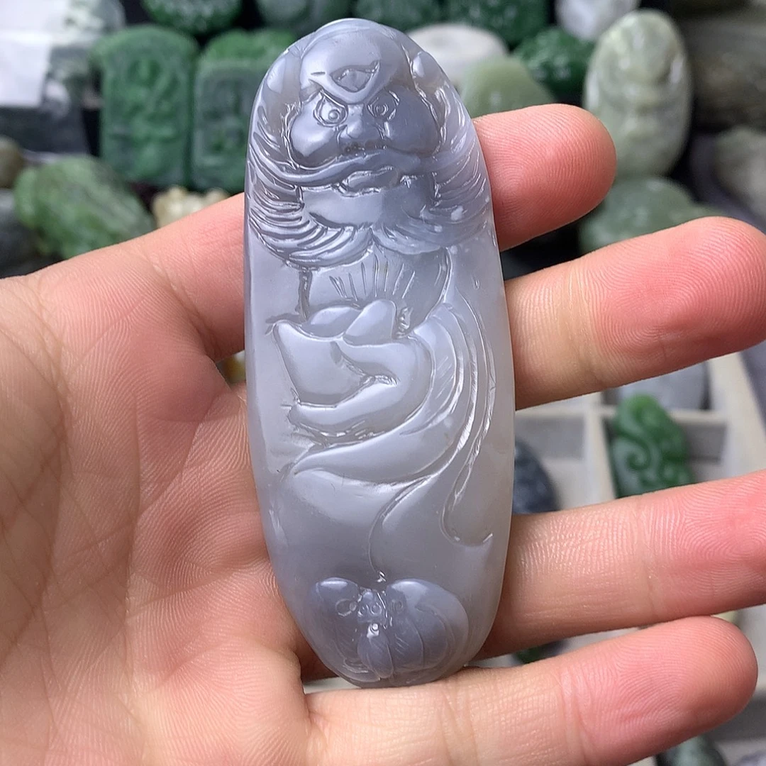 和田玉未镶嵌把件