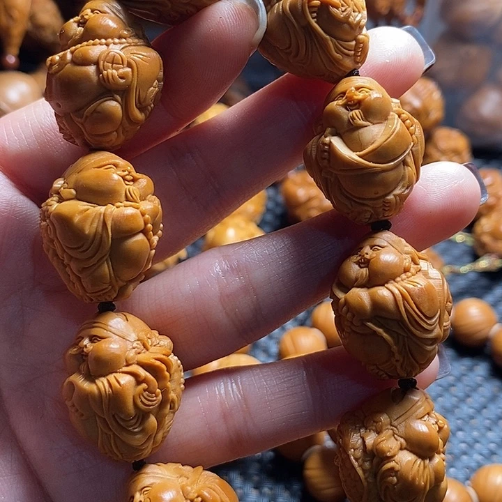 吊坠橄榄核维*瑞兽财神