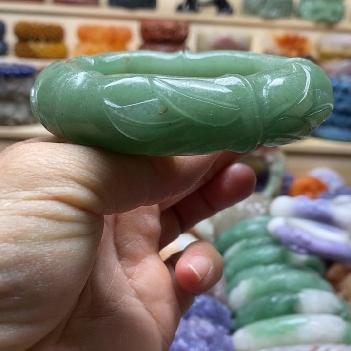 未镶嵌手镯石英质玉