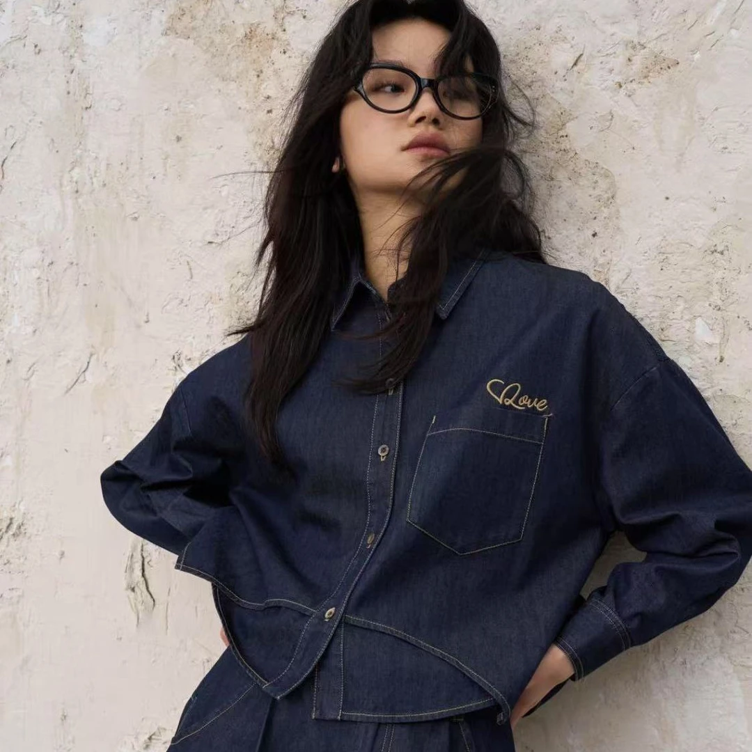 气质优雅知性牛仔上衣设计师款