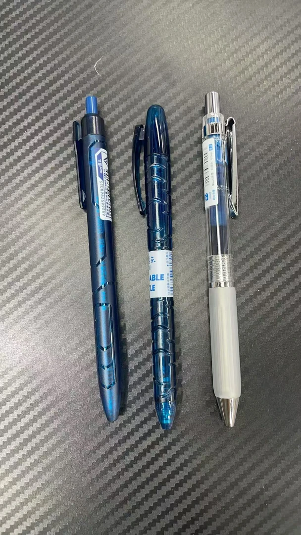 发墨蓝色组合，到手3支笔。掉封蜡不售后