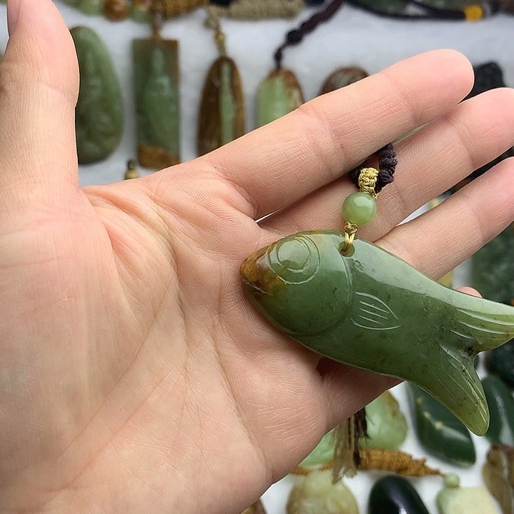 岫岩河磨玉（透闪石质玉）未镶嵌挂件