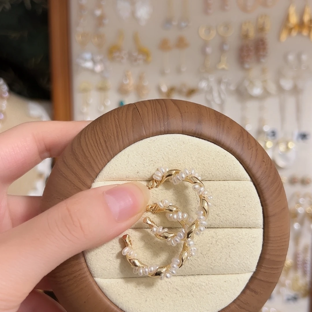 银S925镶嵌耳饰淡水珍珠
