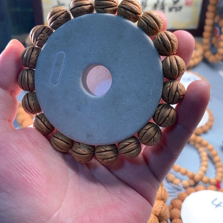 吊坠桃核13一道筋