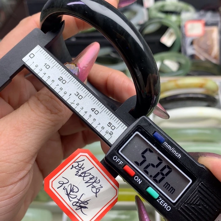 蛇纹石玉手镯未镶嵌698