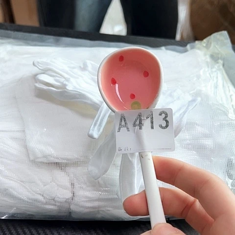 摆件发一包………………………………………………………………