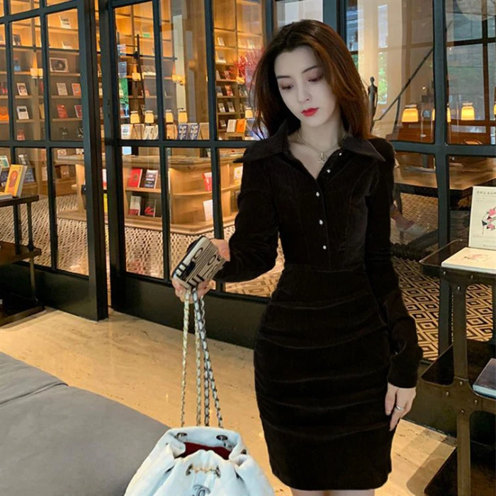 新款文艺复古短裙女春名媛金丝绒气质显瘦收腰polo包臀连衣裙黑