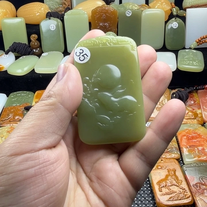 时尚潮流生肖兔子