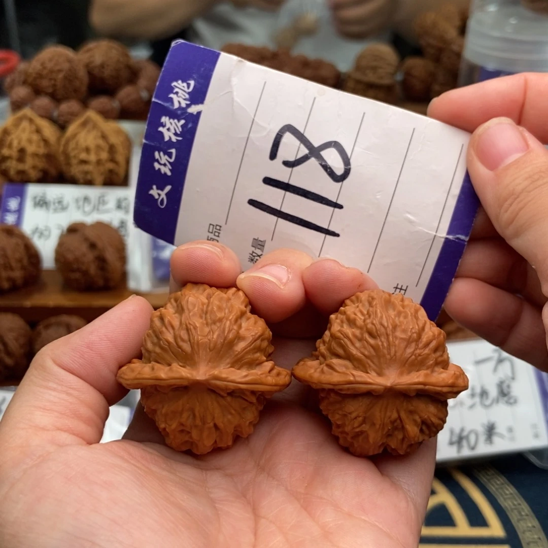 文玩核桃把件38瓷娃娃