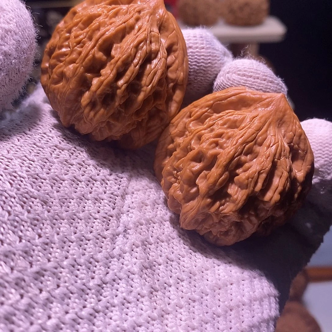 丰***甪文玩核桃吊坠42全品山西虎头