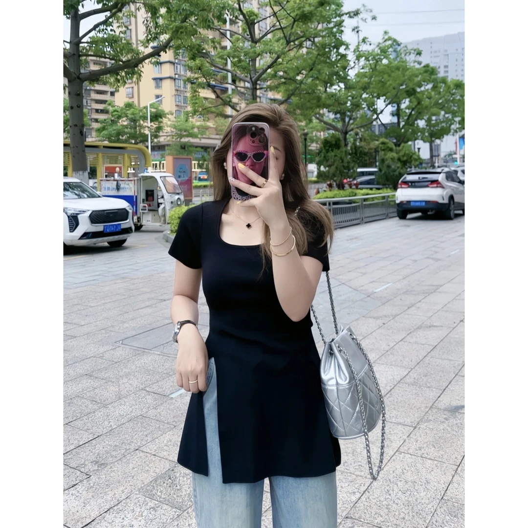 大码胖MM辣妹风黑色时尚正肩短袖t恤女夏设计感独特别致开叉上衣