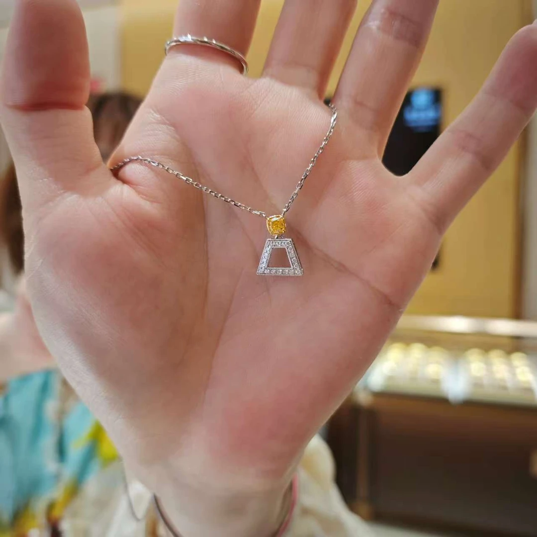 CBAI/菜百LZ 18K金钻石项链坠