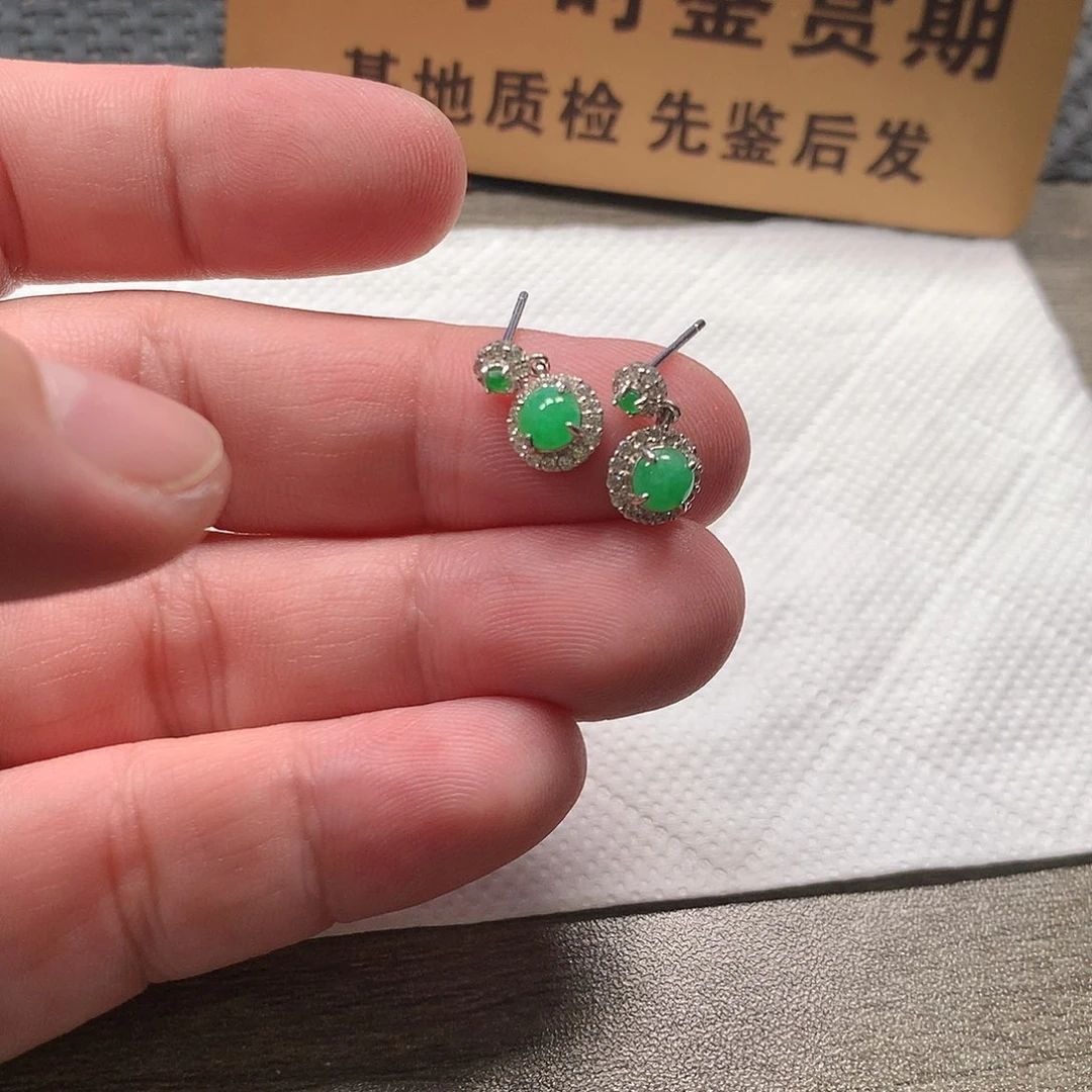 颈饰银S925镶嵌翡翠耳饰
