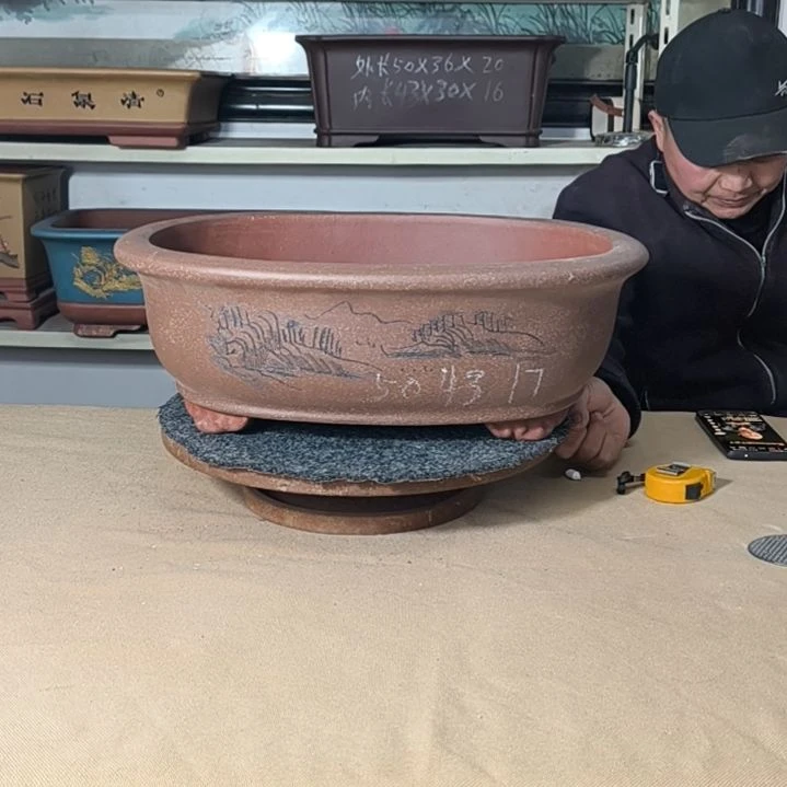 紫砂花盆豆沙色小号腰