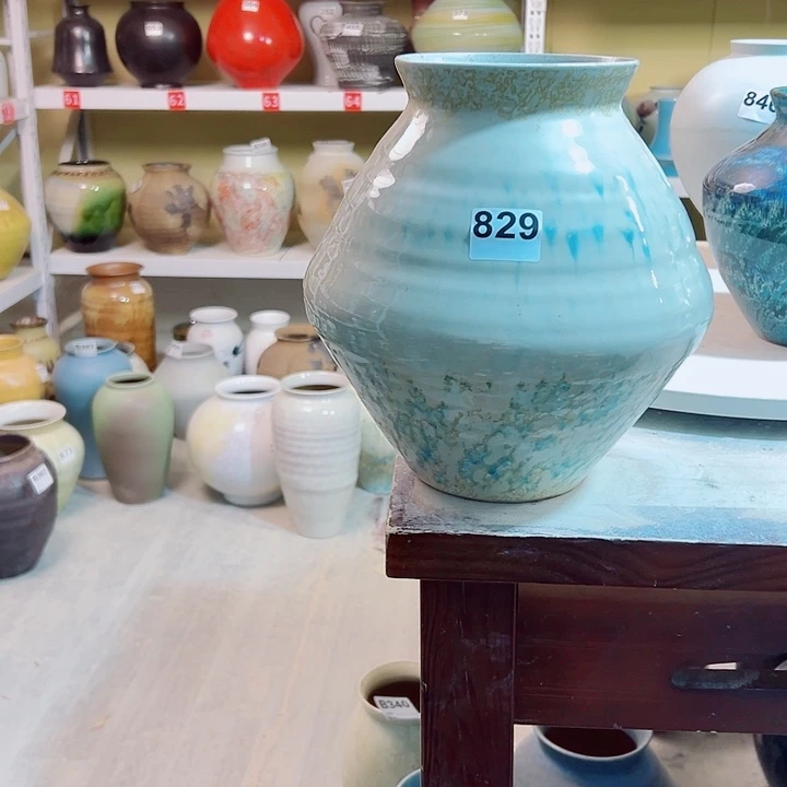 白泥花瓶高28口13。829