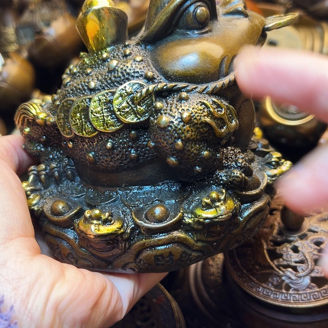 精美铜器工艺品等