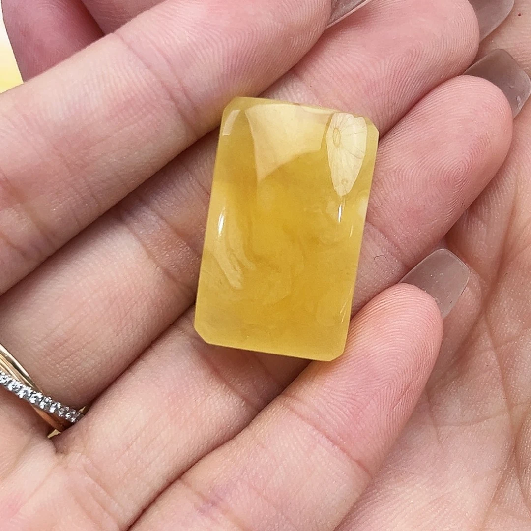 未镶嵌琥珀裸石无事牌