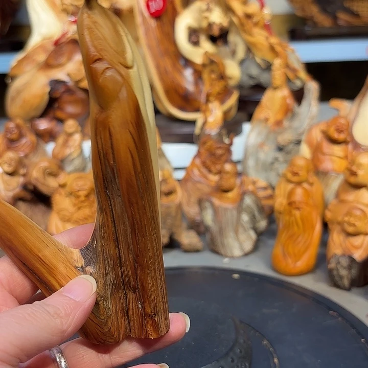 柏木太行崖柏无相佛