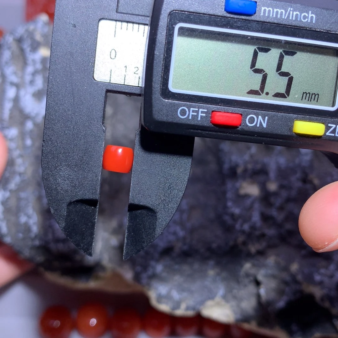 游***声南红玛瑙未镶嵌锦色直切5.5×4.7微纹