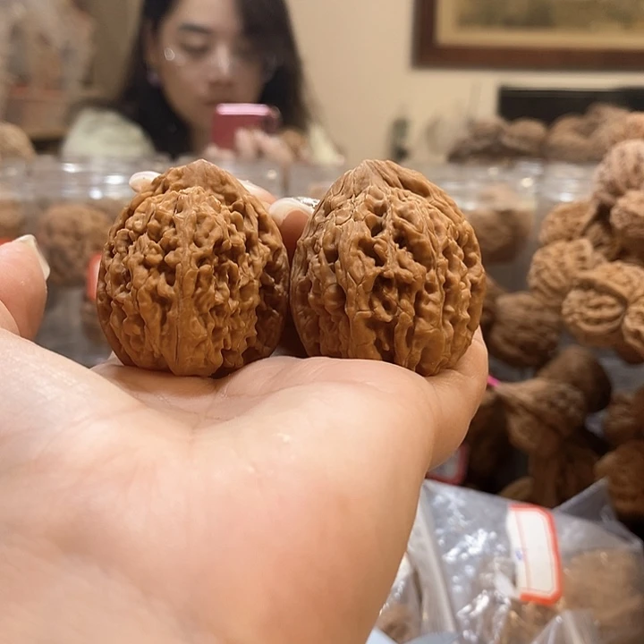 文玩核桃吊坠36蚂蚁王