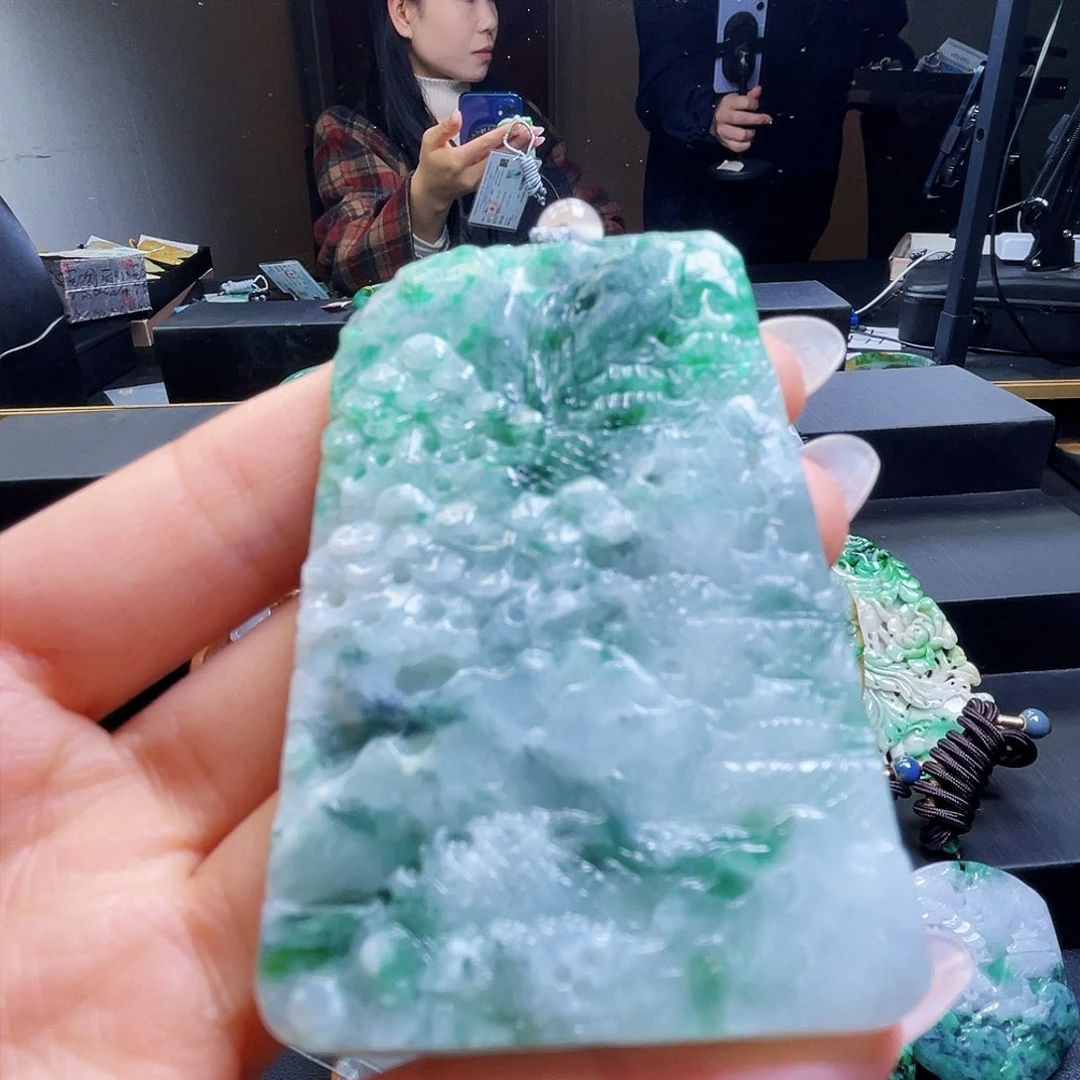 颈饰未镶嵌翡翠一