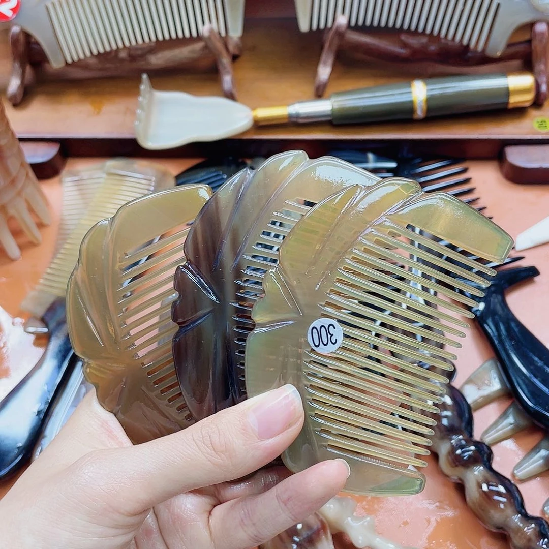 纯手工制作牛角梳小桃心