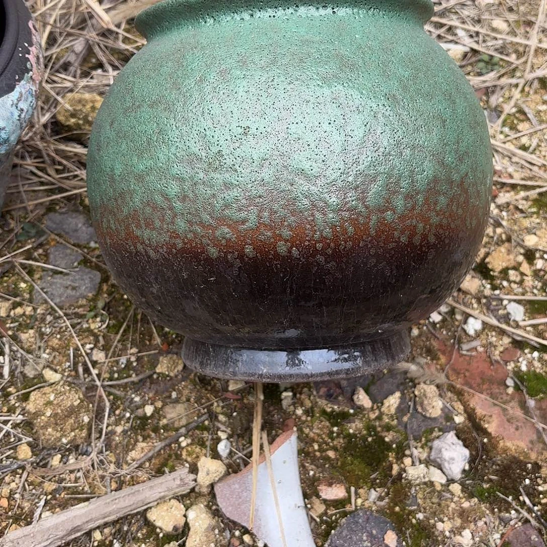 花盆紫砂口径18高度22一个牛油果球