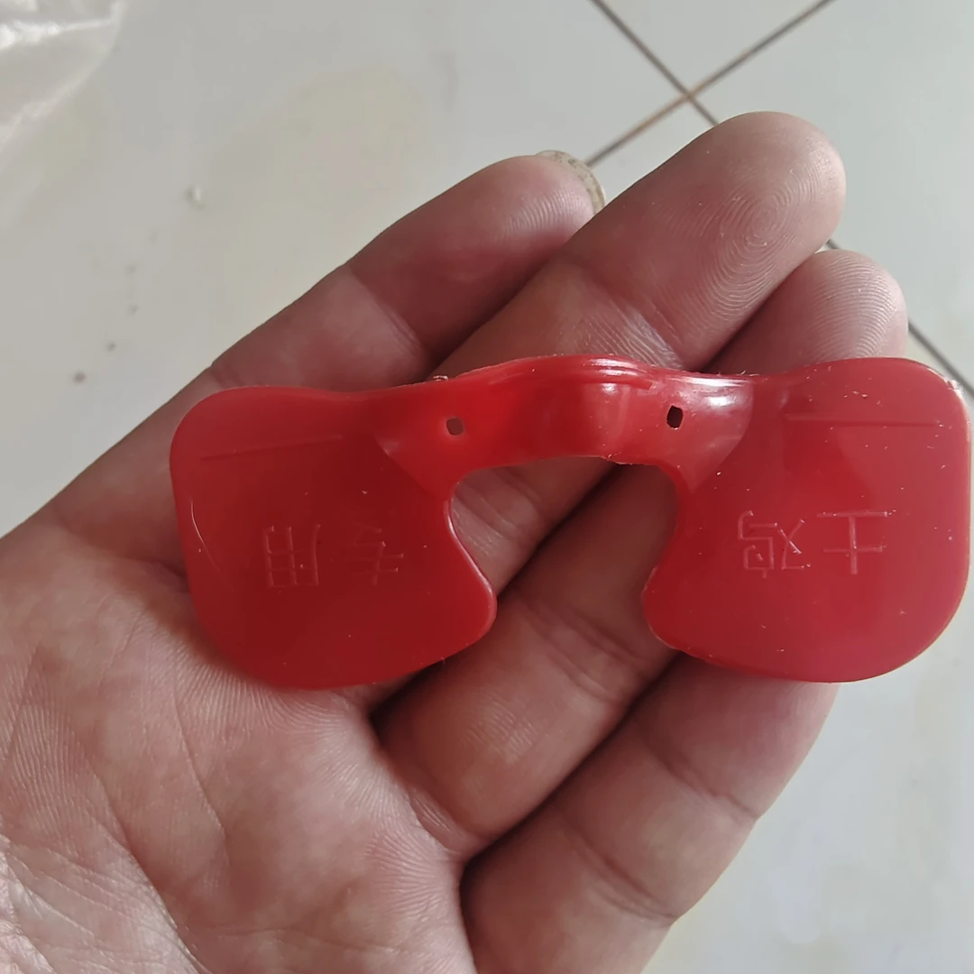 防啄型镜大小号适用土鸡公鸡防打架养鸡用品