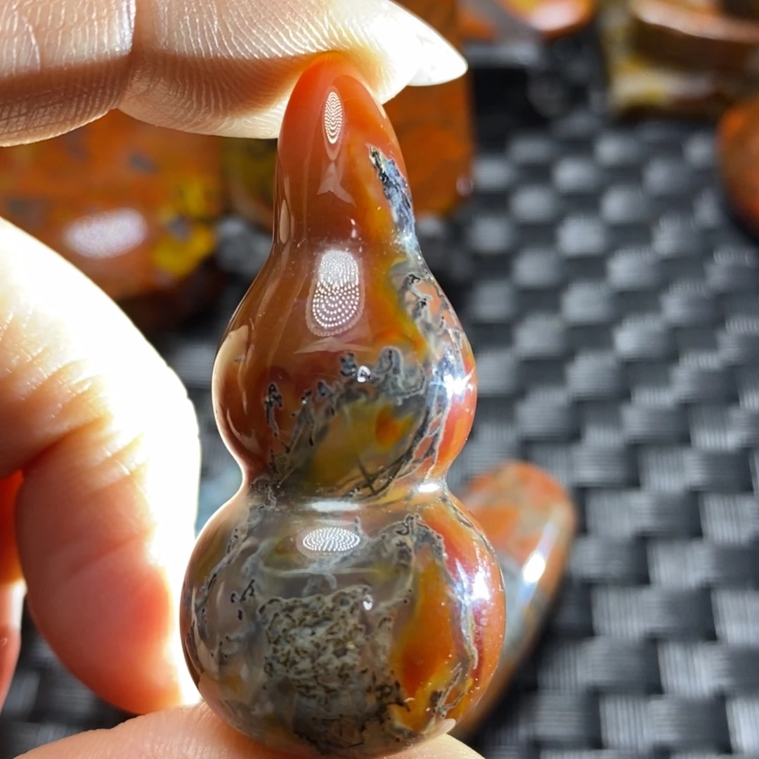 玛瑙/玉髓挂件未镶嵌