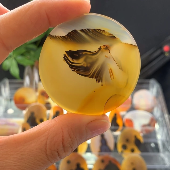 玛瑙/玉髓颈饰未镶嵌150