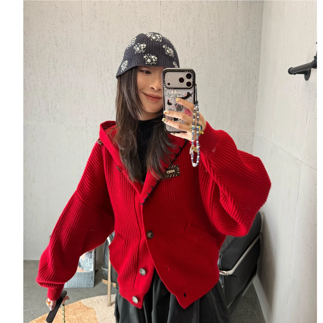 Harosey秋冬新品坑条纹连帽针织衫