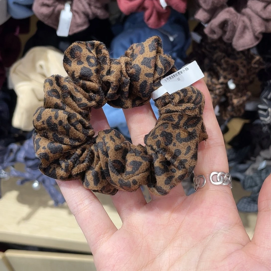 布艺非金属豹纹小肠