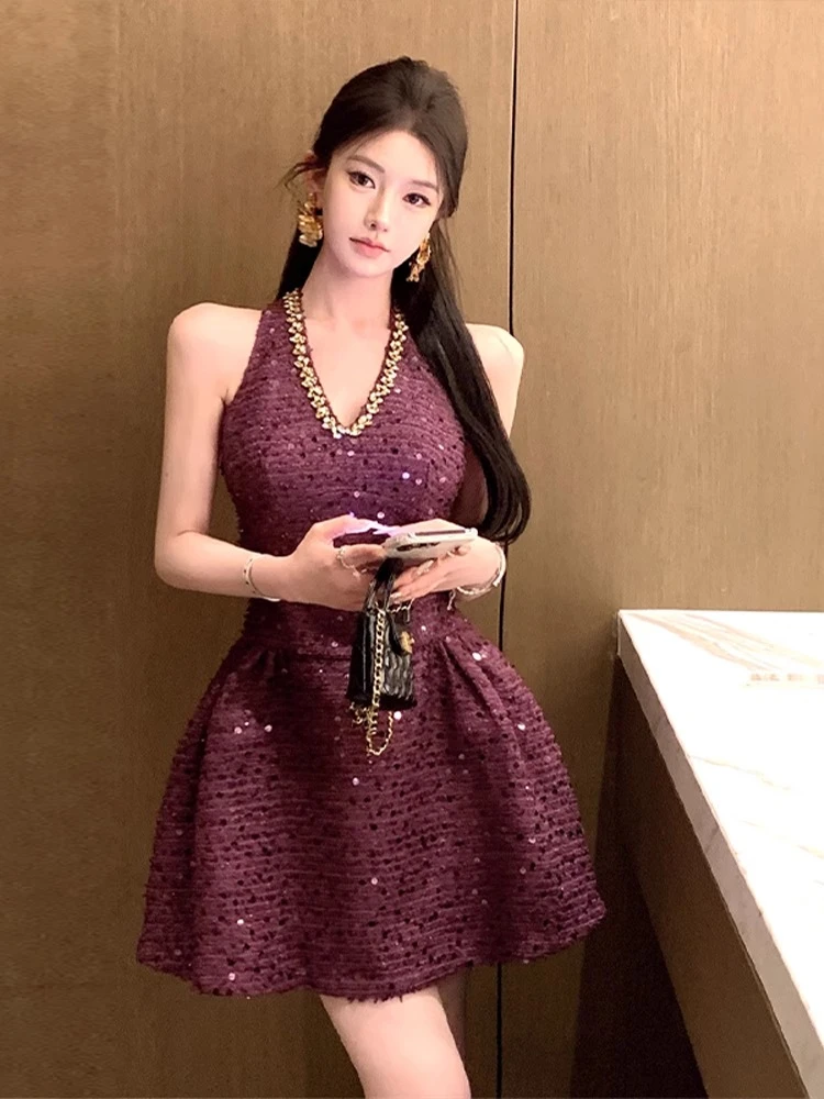 富家千金高级感穿搭气质小香风露背挂脖裙高级感年会晚礼服连衣裙