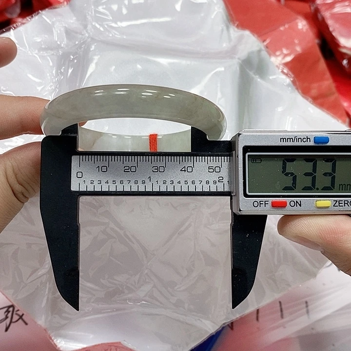 翡翠手镯未镶嵌20