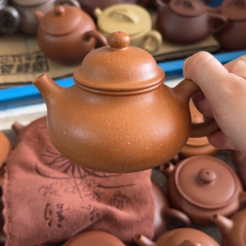 茶壶紫砂金降坡泥300cc