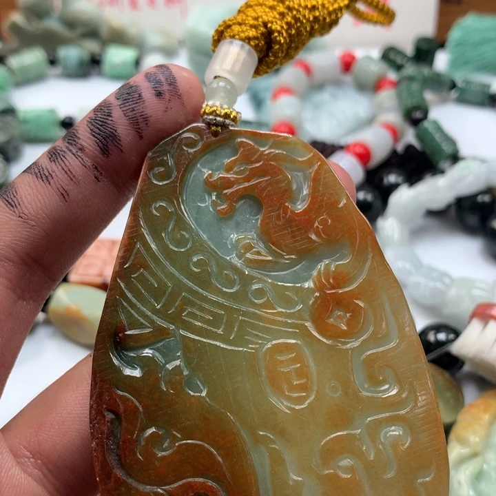 颈饰未镶嵌翡翠保真天然a货翡翠