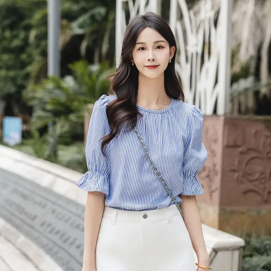 GIRDEAR/哥弟春夏新款复古圆领泡泡袖时尚气质条纹衬衫上衣130058