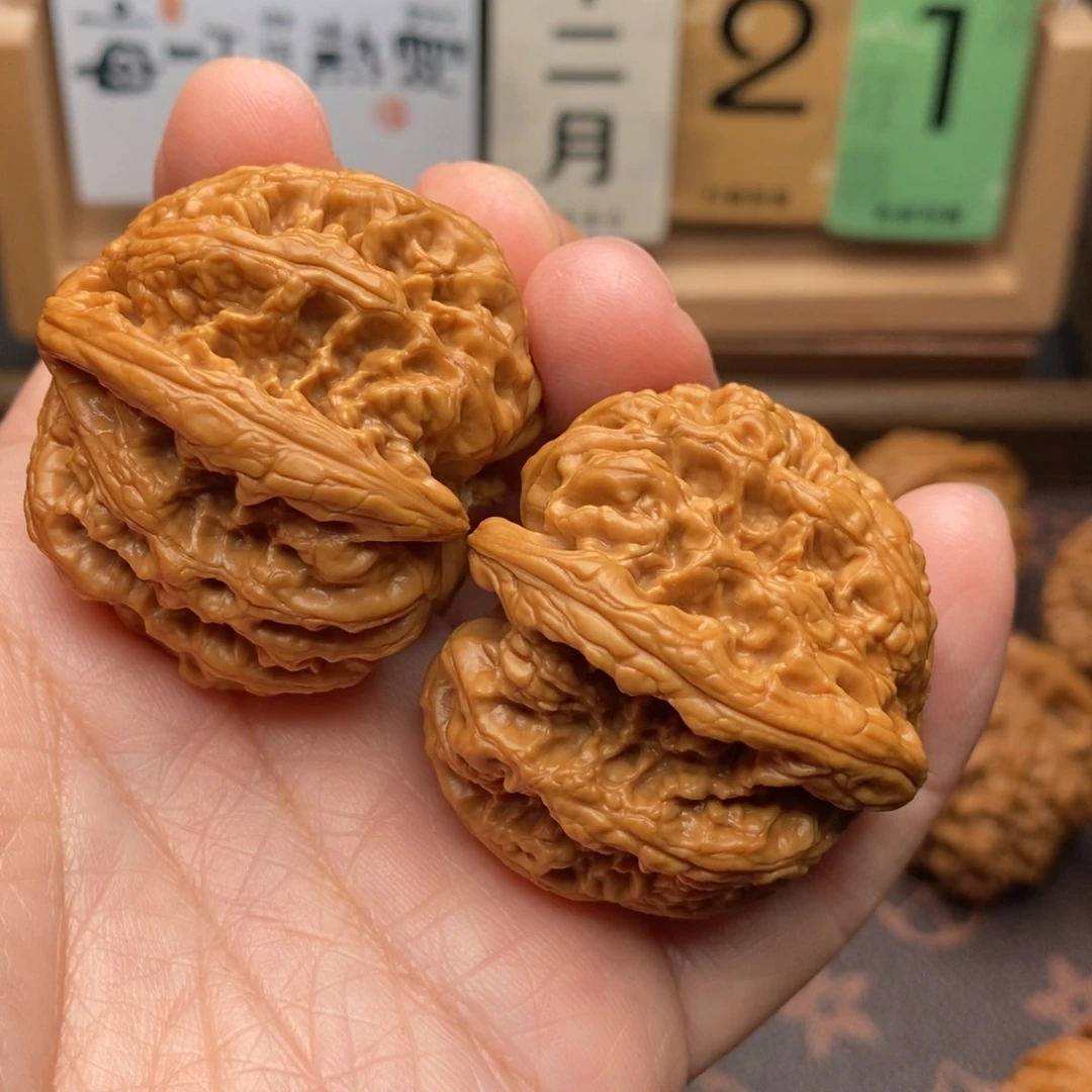 C***材把件文玩核桃粗筋44