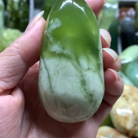 蛇纹石玉未镶嵌手把件