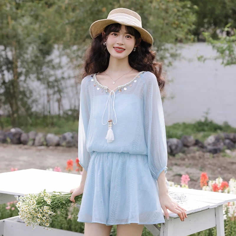 【粉丝专属】25944法式温柔气质设计感上衣配休闲短裙显瘦两件套