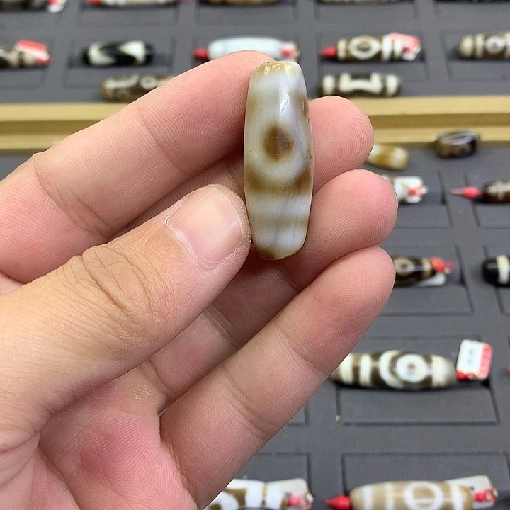 玛瑙/玉髓未镶嵌吊坠1