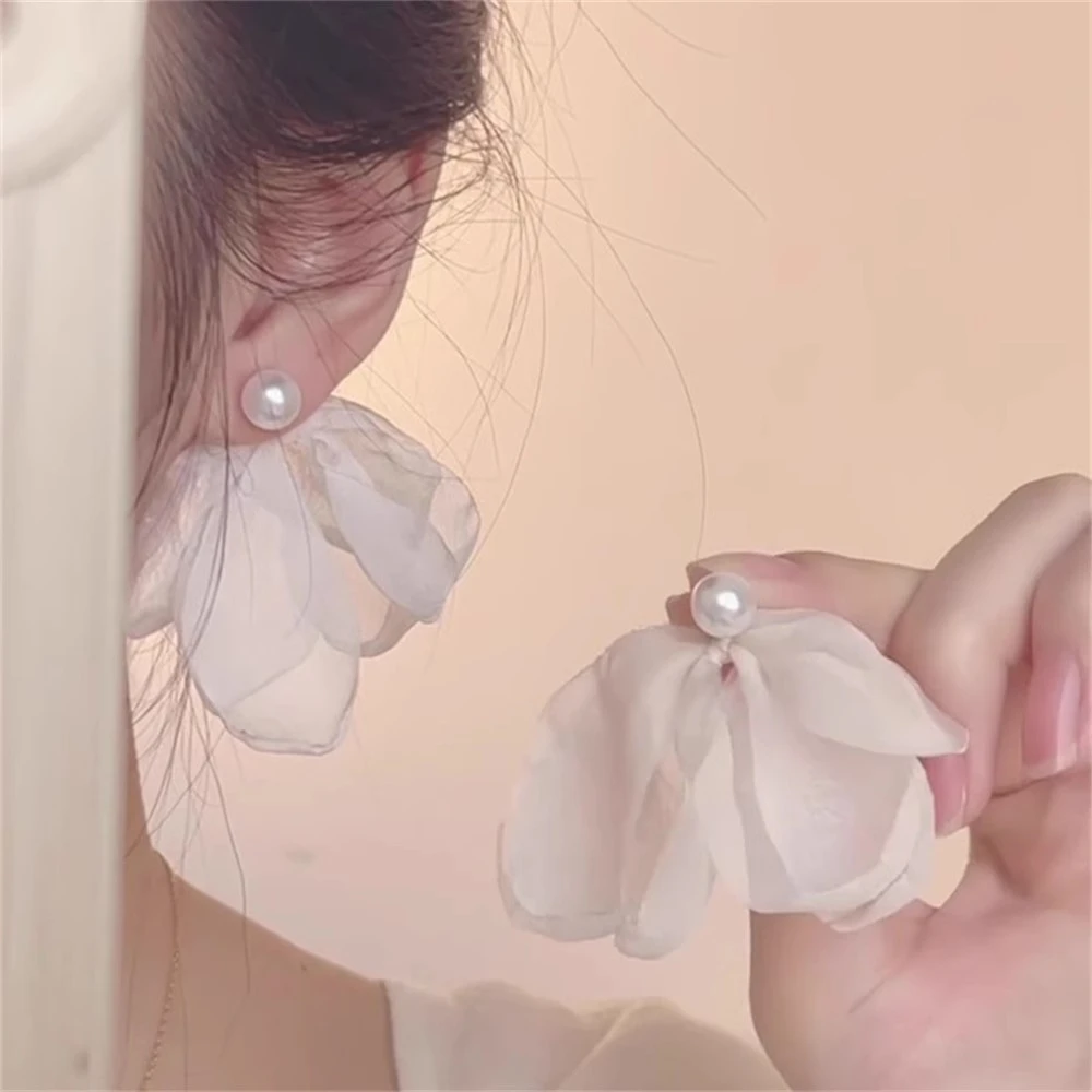 合金合成锆石耳饰 【蜜桃茶】罗马假日仙气粉色白色花朵耳环女高级