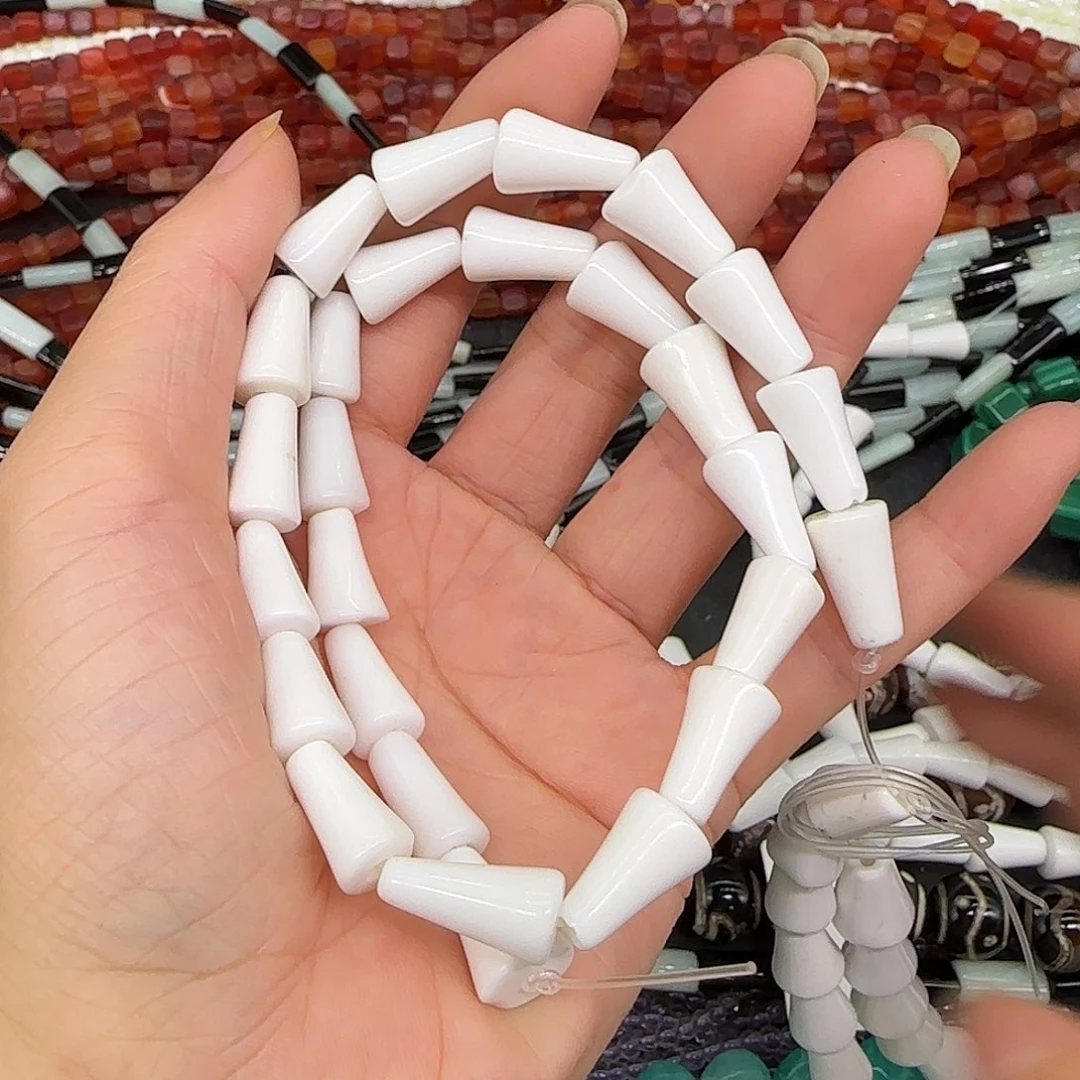 玛瑙/玉髓合金珠宝半成品瓷白玛瑙树9mm一条