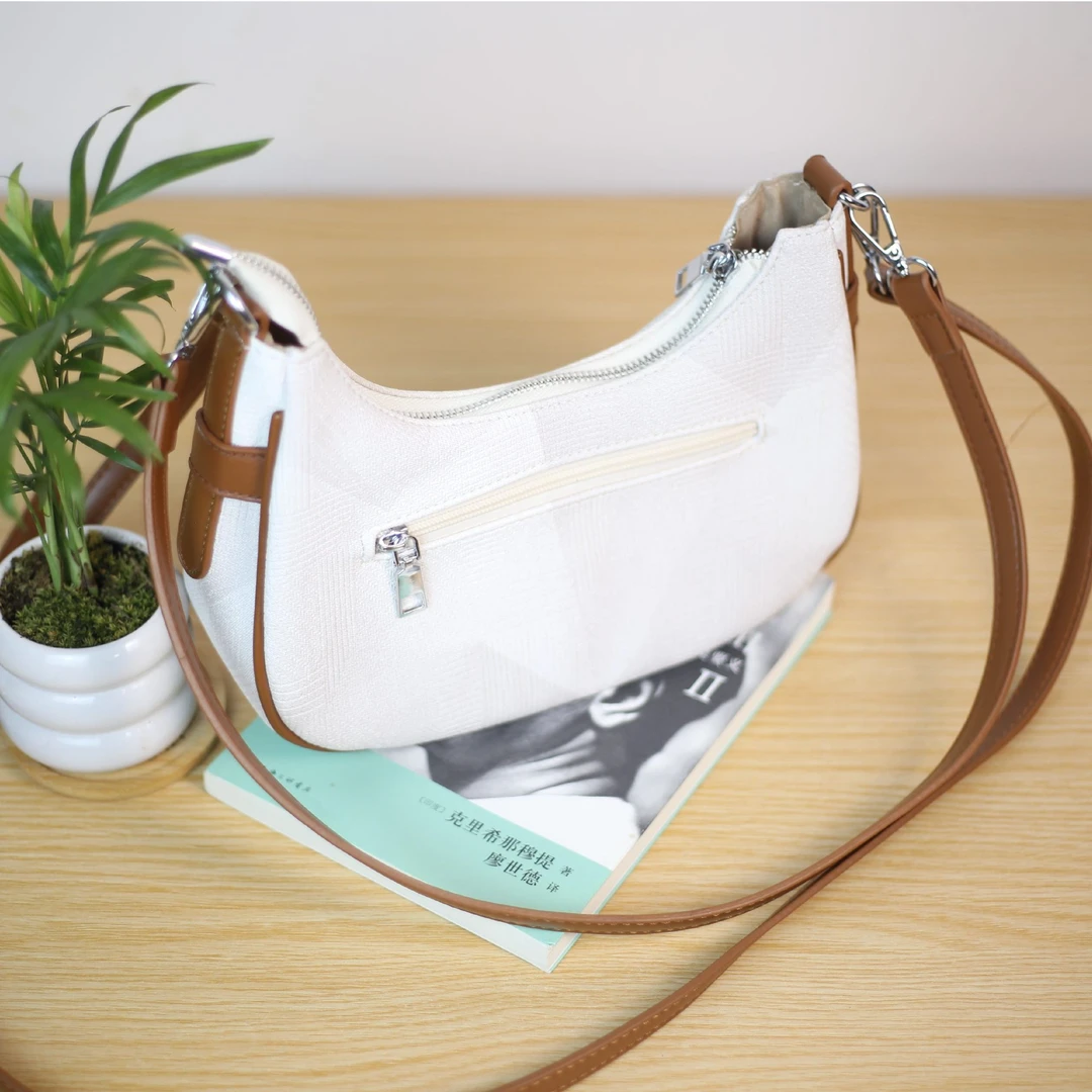 2025新款简约女士休闲单肩包可退不换腋下小众夏季百搭白色时尚