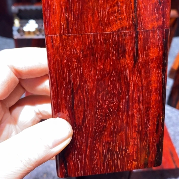 檀香紫檀（小叶紫檀）洪**天中